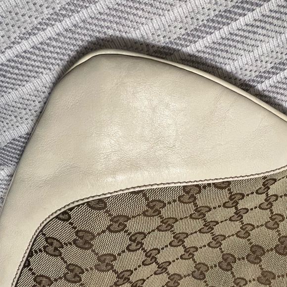 Authentic Gucci Hobo with Cherry Line - Picture 9 of 12